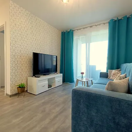 Brandneue In Mit Garten Appartement Kołobrzeg