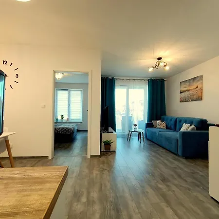 Appartement Brandneue In Mit Garten Kołobrzeg